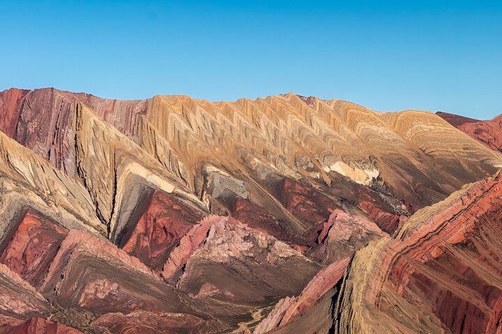 Desde Jujuy: Serranías del Hornocal y el cerro de 14 colores