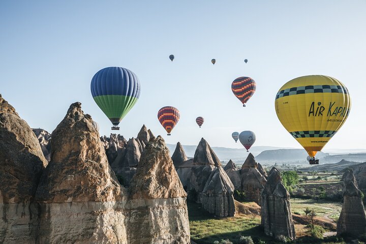 Passeio de balão de ar quente ao nascer do sol em Goreme, Capadócia