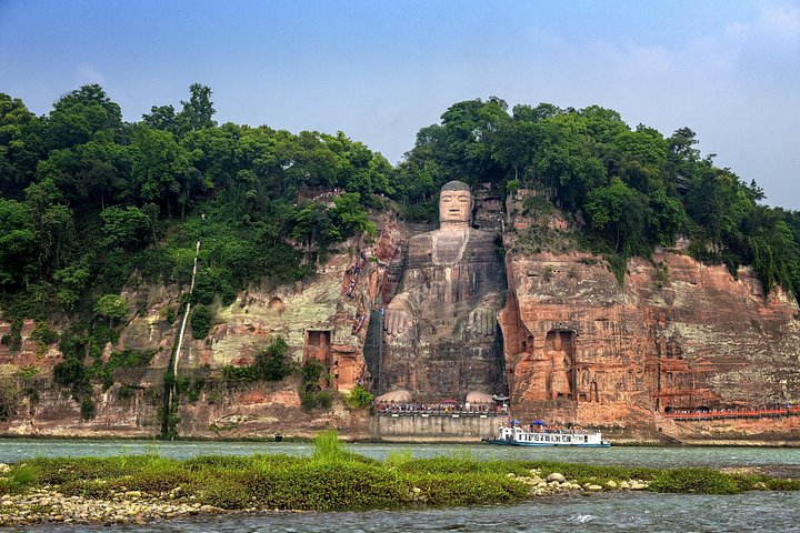 Leshan Gigante Buddha e Huanglongxi città antica Tour privato di un giorno