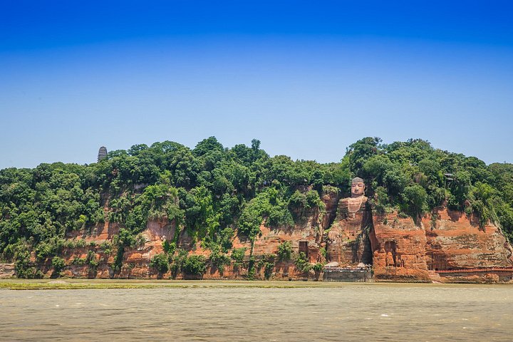 Leshan Gigante Buddha e Huanglongxi città antica Tour privato di un giorno