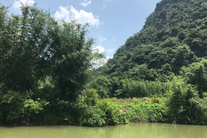 Private Tagestour zum Gulong Canyon und Cave Fairland von Guangzhou
