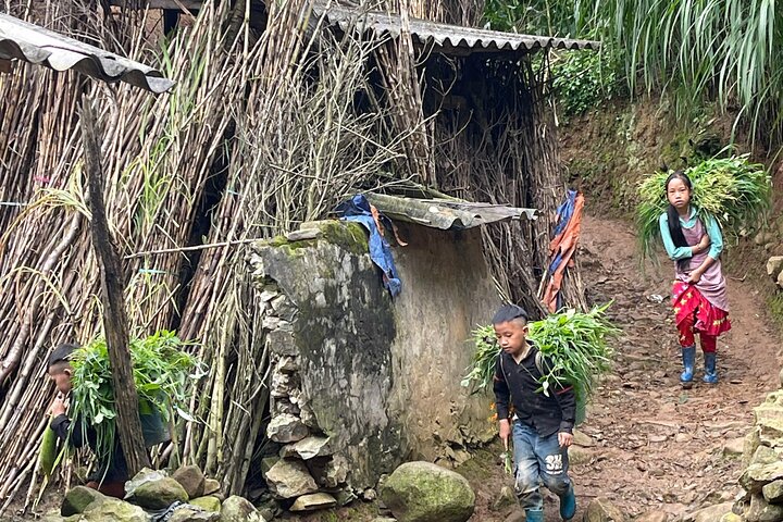 Restauranter i nærheten av H'Mong Village in Dong Van