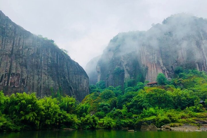 3Day Private Tour to the World's Cultural Heritage Mount Wuyi