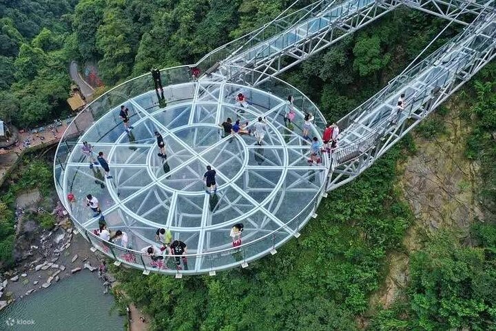 Gulong Gorge Skywalk Glazen Brug en Uitzicht op de Waterval Tour