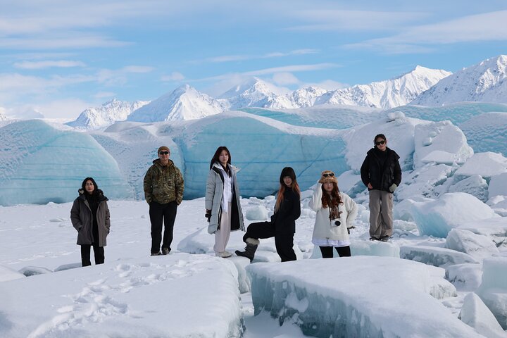 Randonnée guidée sur le glacier Matanuska au départ de Anchorage avec équipement inclus