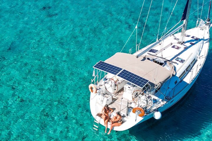 Daglig cruise til Dia Island med all-inclusive måltid og drikke