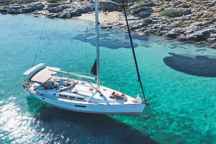 Daglig cruise til Dia Island med all-inclusive måltid og drikke