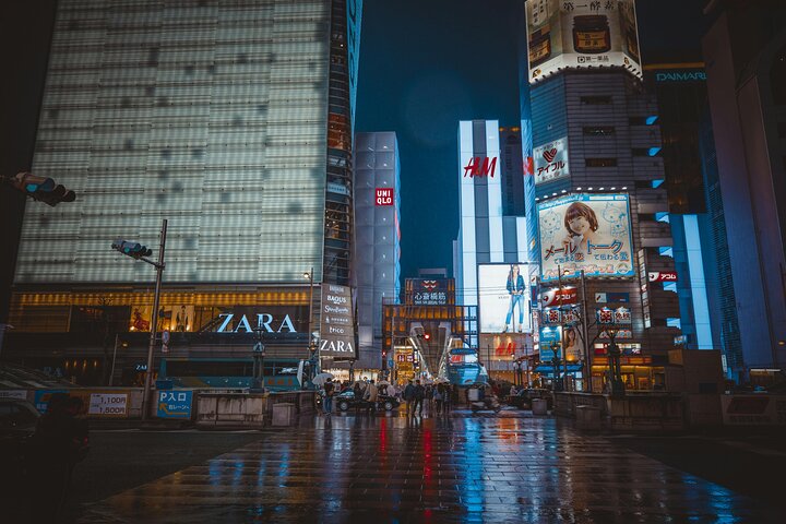 Tour privato delle attrazioni di Osaka con Guida e veicolo di lusso
