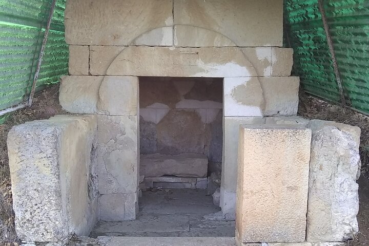 Tour del Patrimonio de la UNESCO: Antiguo Lin y Tumbas Reales de Selca