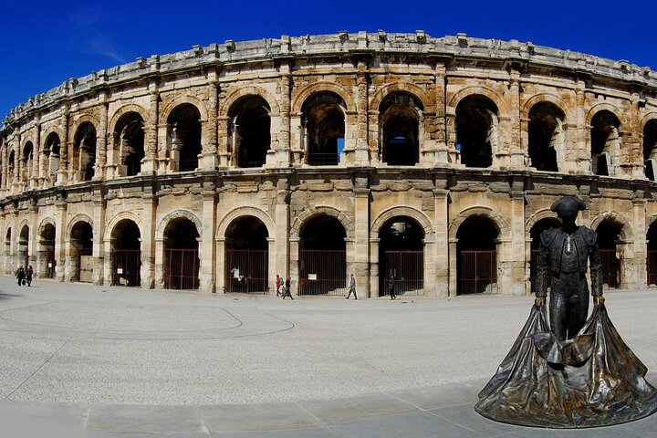 NIMES | Recorrido privado a pie de 2 horas por el centro histórico de Nimes
