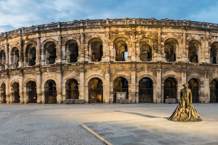 NIMES | Recorrido privado a pie de 2 horas por el centro histórico de Nimes