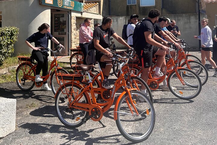 Explora Gruissan en bicicleta: playas, marismas y viñedos, libertad.