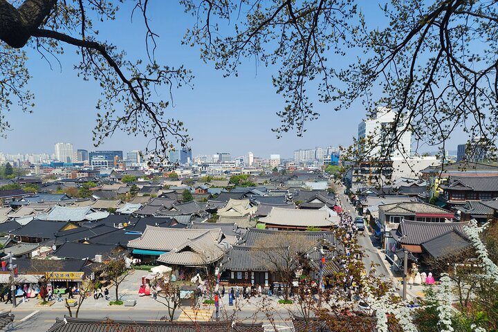 Excursão de um dia em Jeonju Hanok Village e Maisan Tapsa Temple saindo de Seul