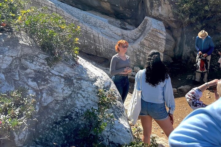 Naxos: Höhepunkte-Bustour mit freier Zeit zum Mittagessen in Apeiranthos