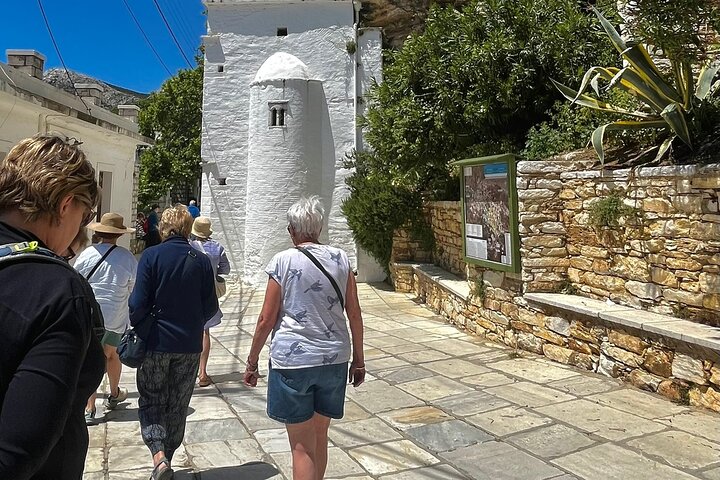 Naxos: Höhepunkte-Bustour mit freier Zeit zum Mittagessen in Apeiranthos