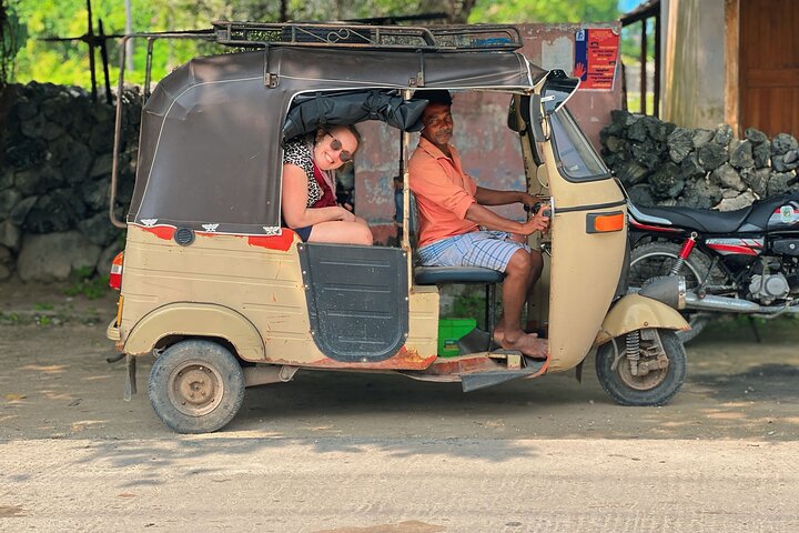 Excursão de dia inteiro em Delft e Nainativu Island Adventure from Jaffna