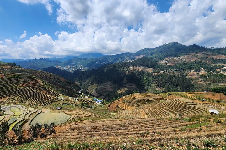 Mu Cang Chai Trekking und Motorrad Ganztag