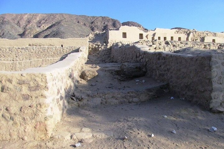 Tour privado por la trilogía de Nazca : Cahuachi, Chauchilla & Acueductos