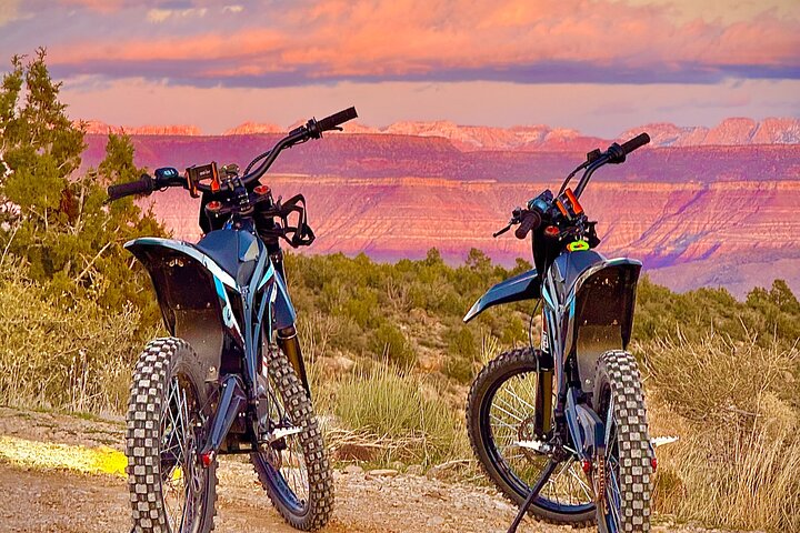 Elektrisk Dirt Bike Tour – Scenic Sunset Adventure i nærheden af Zion