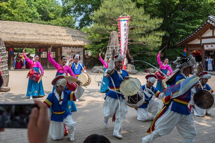 Hwaseong Fortress/Folk Village/Palace/Starfield Tour from Seoul