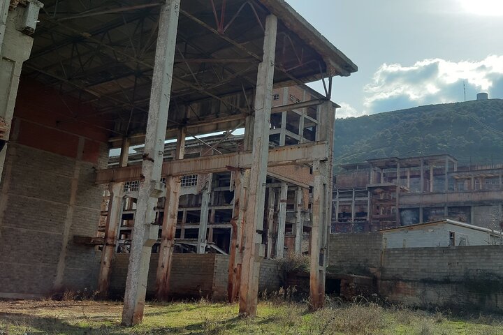 Tour del Patrimonio de la UNESCO: Antiguo Lin y Tumbas Reales de Selca