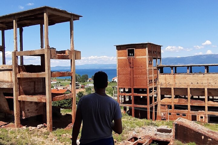 Tour del Patrimonio de la UNESCO: Antiguo Lin y Tumbas Reales de Selca