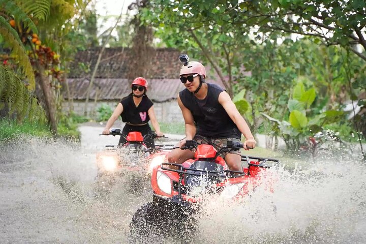 Kuber ATV Bali door Rivier, Rijstveld, Tunnel en Waterval