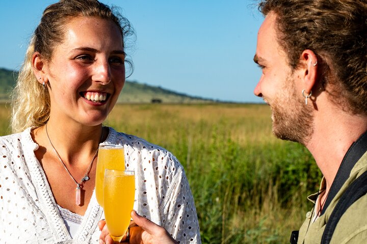Serengeti varmluftsballongflygning med champagnefrukost