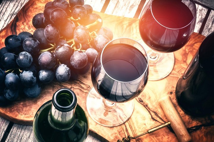 Szczecin vinprovning privat rundtur med vinexpert
