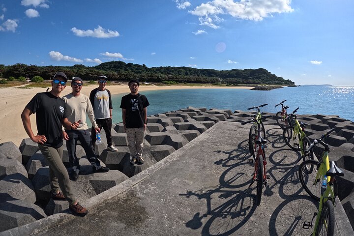 Tour in bicicletta di 3 ore a Okinawa con guida parlante inglese