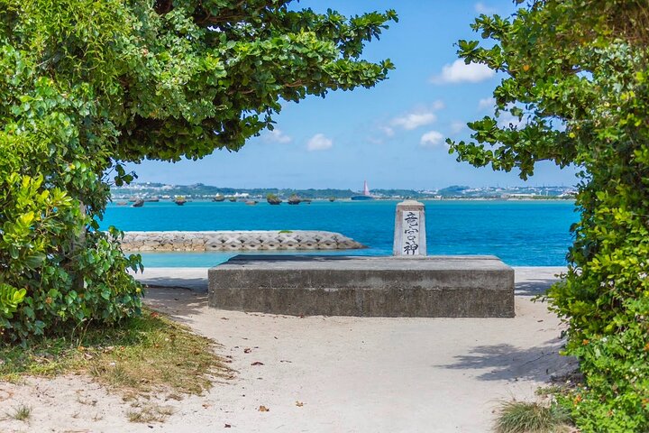 Tour in bicicletta di 3 ore a Okinawa con guida parlante inglese