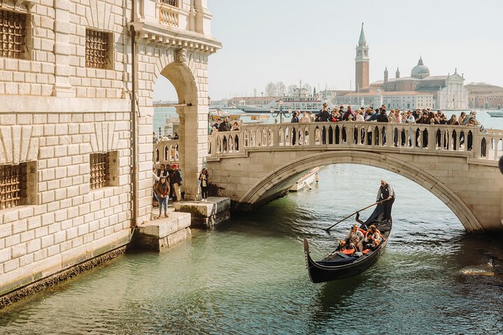 Venedig på en dag St Mark's Doges Palace Gondola Ride och stadsrundtur