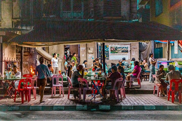 Mekong Meals Food Tour com mais de 15 degustações