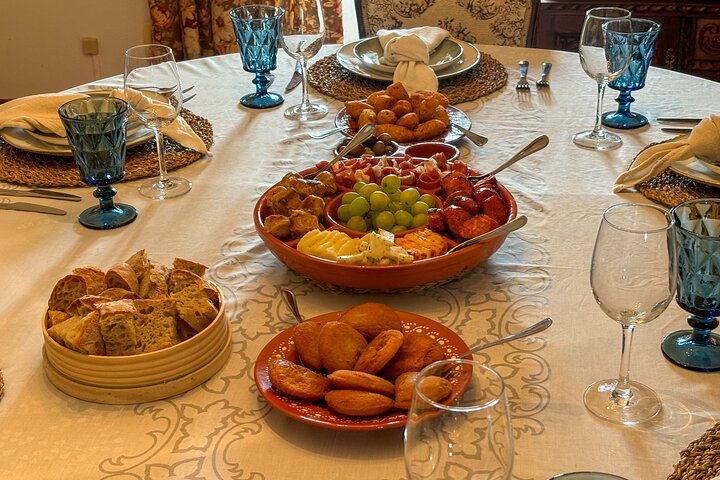 Melhor do Douro num Dia: Barco, Vinho e Almoço Familiar