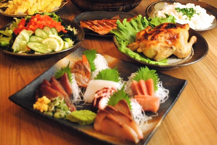 Santuário da noite e Izakaya Japonês Sake Experience Tour