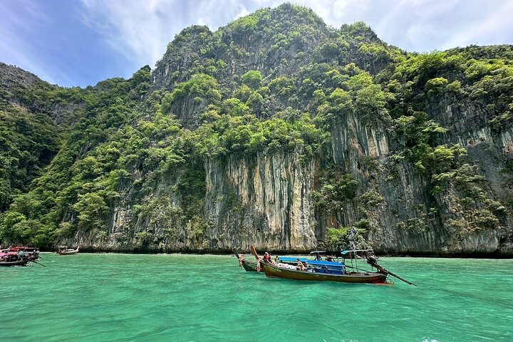 Il meglio del tour avventuroso di un giorno a Phi Phi Island con pranzo da Phuket