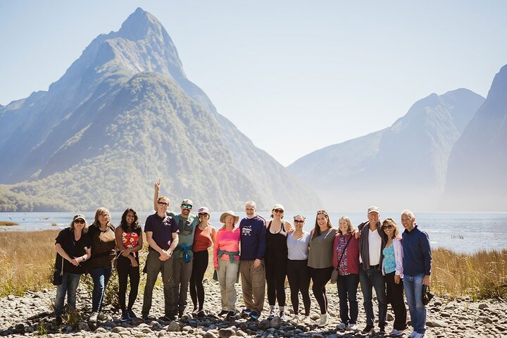 Prisvindende Milford Sound Full Day Tour & Cruise fra Te Anau