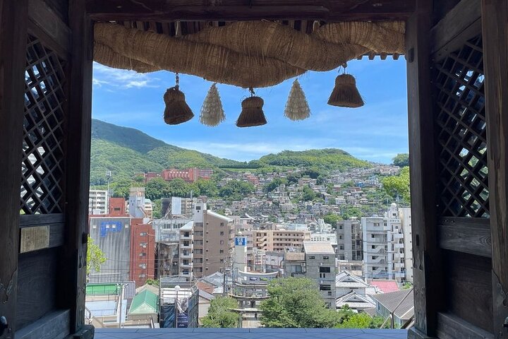 Nagasaki Private Tour med en lokal: Fred, mat og skjulte edelstener
