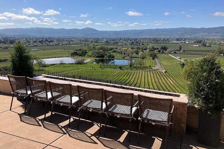 "Fabulous Private Wine Tour of Napa & Sonoma for 2 to 5 People"