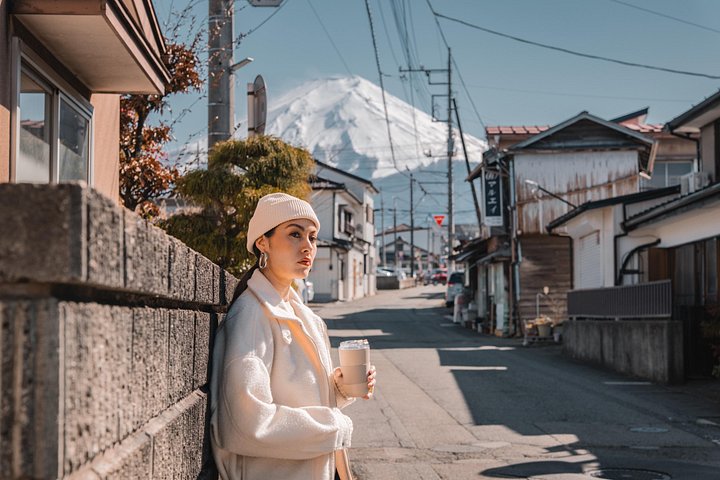 Mt. Fuji 2-Hour Photo Shoot with a Local Photographer-Kawaguchiko
