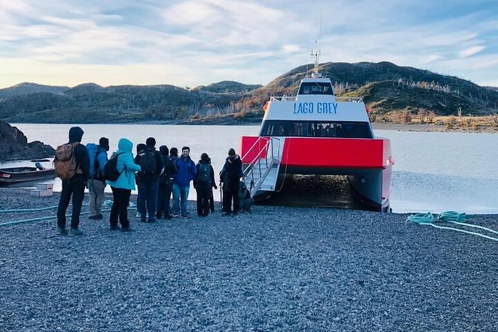 Croisière sur le glacier Grey avec prise en charge à Puerto Natales