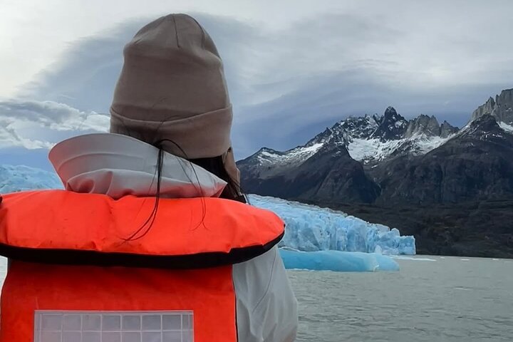 Croisière sur le glacier Grey avec prise en charge à Puerto Natales