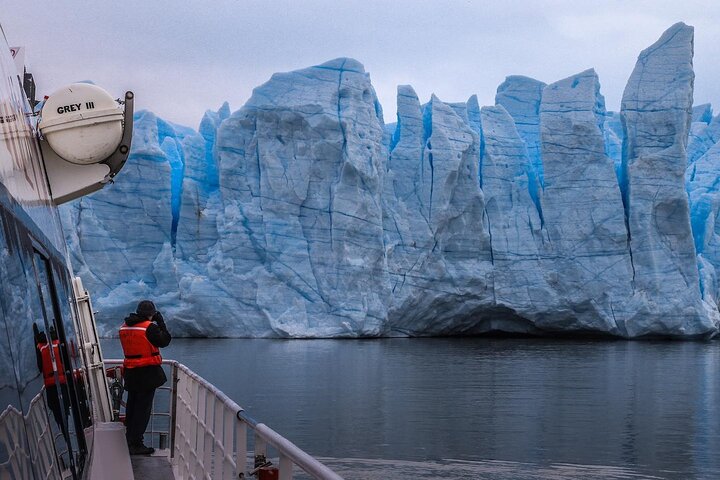Croisière sur le glacier Grey avec prise en charge à Puerto Natales