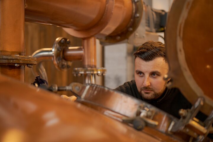 Begeleide distilleerderijtour & whiskyproeverij in de buurt van Edinburgh