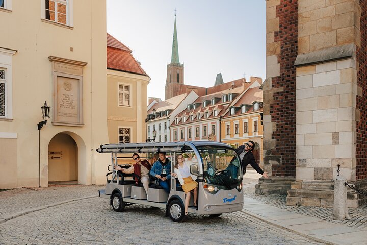 Breslavia, 1 - ora o 2 - ore Tour di gruppo in auto elettrica