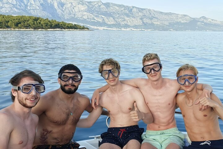 Makarska 3 - Island Speedboat Tour: Blå grottan på Hvar & Blå lagunen