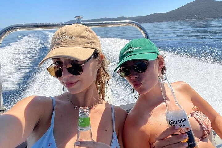 Makarska 3 - Island Speedboat Tour: Blå grottan på Hvar & Blå lagunen