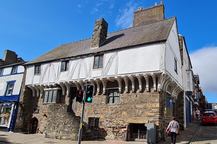 Conwy Town & Castle exterieur open groepstour met officiële gids
