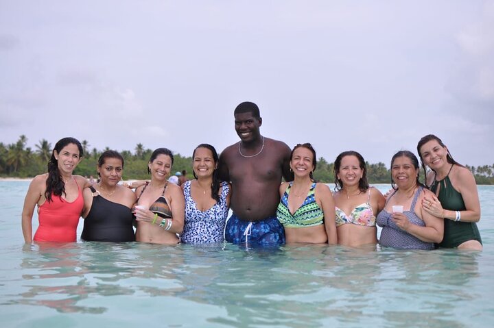 Aventura en Samaná: Cayo Levantado y Salto del Limón.