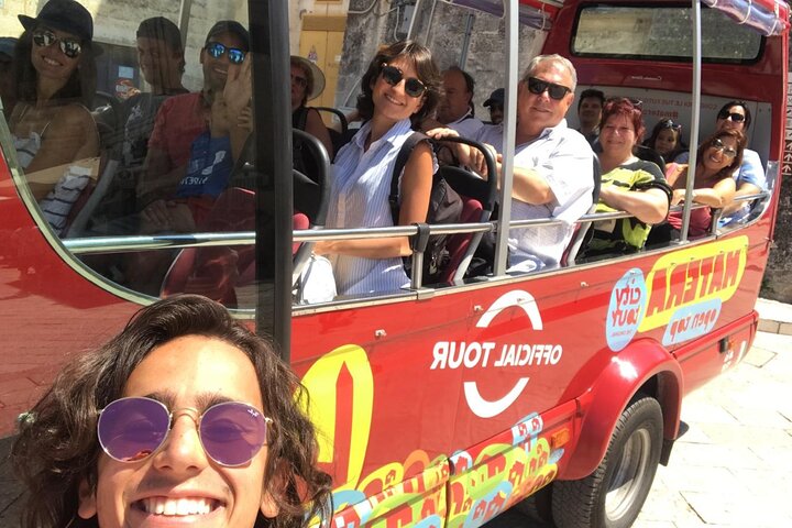 Panoramatour durch die Sassi von Matera im offenen Bus mit Höhlenhaus